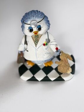 Vintage Sonshine Promises A Healing Touch Doctor Figurine #0134 Gretchen Clasby